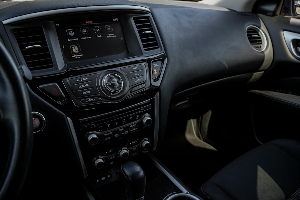 Thumbnail: 2019 Nissan Pathfinder - 11