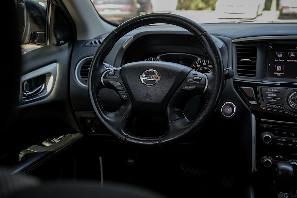 Thumbnail: 2019 Nissan Pathfinder - 10