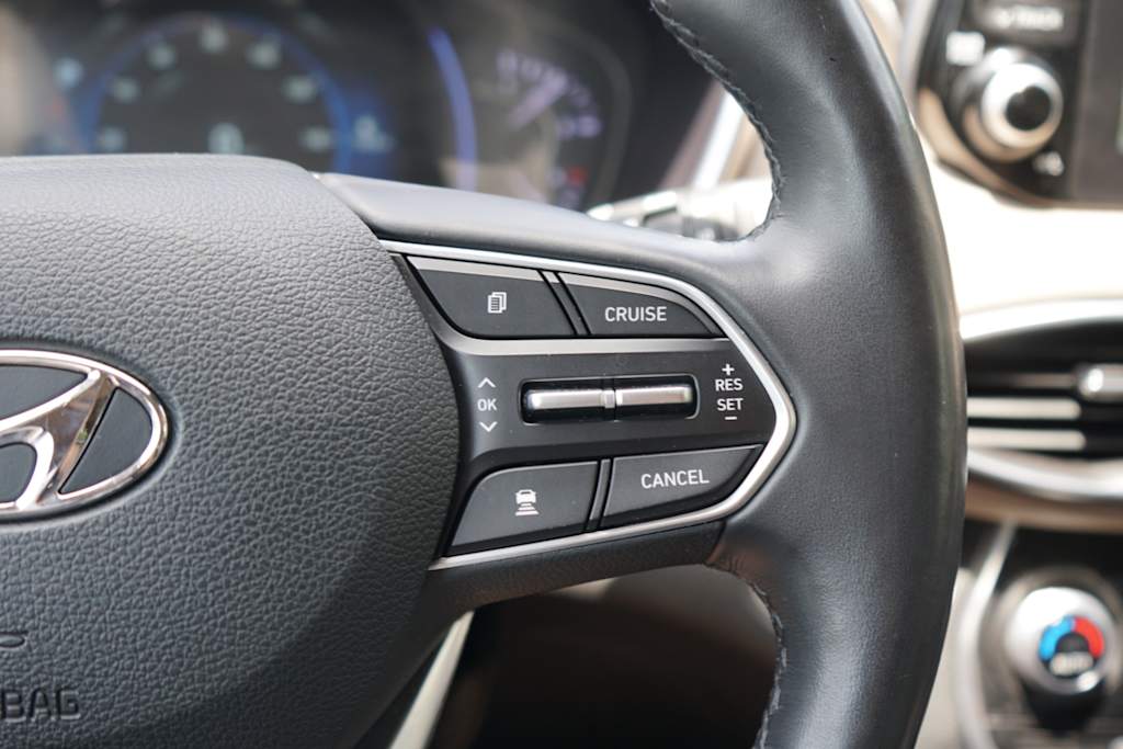 Thumbnail: 2019 Hyundai Santa Fe - 17