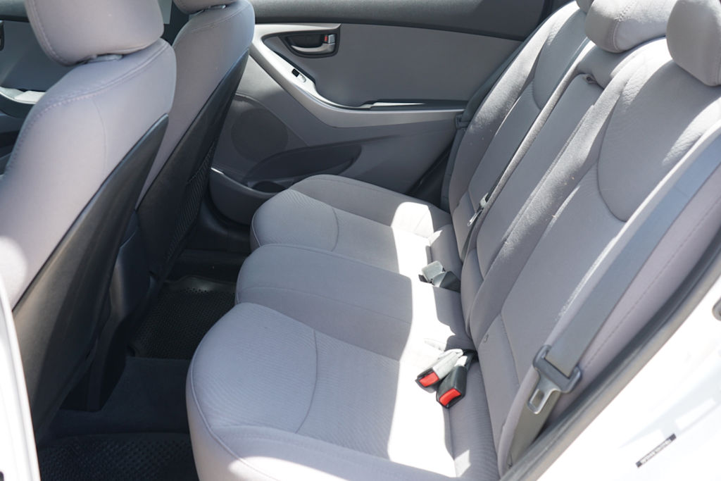 Thumbnail: 2016 Hyundai Elantra - 9