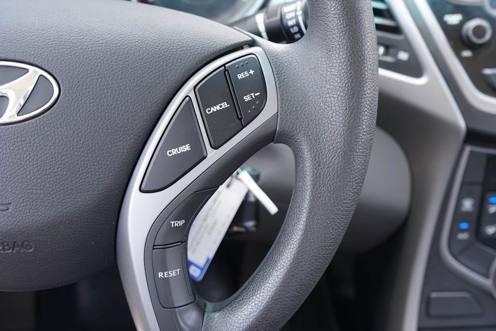 Thumbnail: 2016 Hyundai Elantra - 17