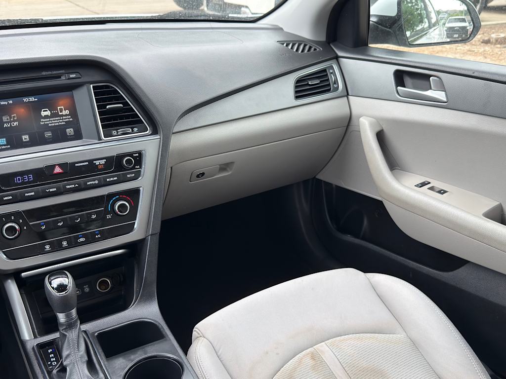 Thumbnail: 2016 Hyundai Sonata - 14