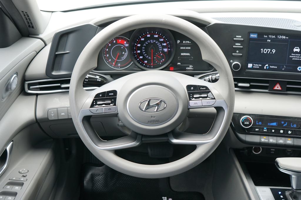 Thumbnail: 2021 Hyundai Elantra - 10