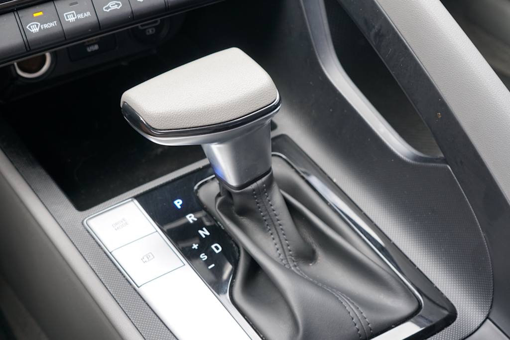 Thumbnail: 2021 Hyundai Elantra - 13