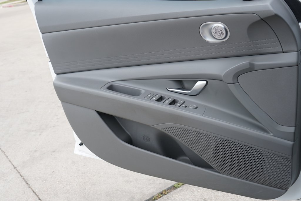 Thumbnail: 2021 Hyundai Elantra - 20