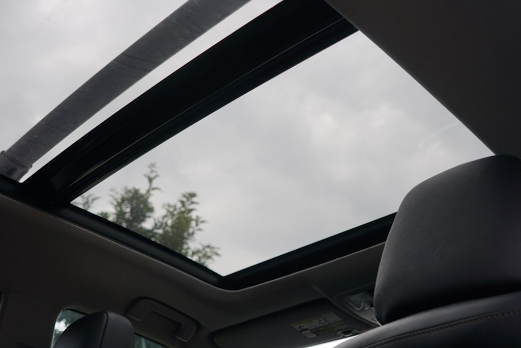 Thumbnail: 2015 Toyota Highlander - 29