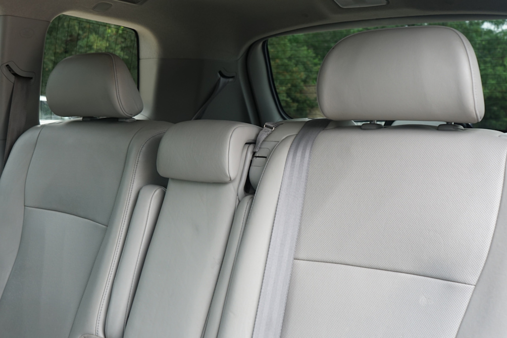 Thumbnail: 2013 Toyota Highlander - 25