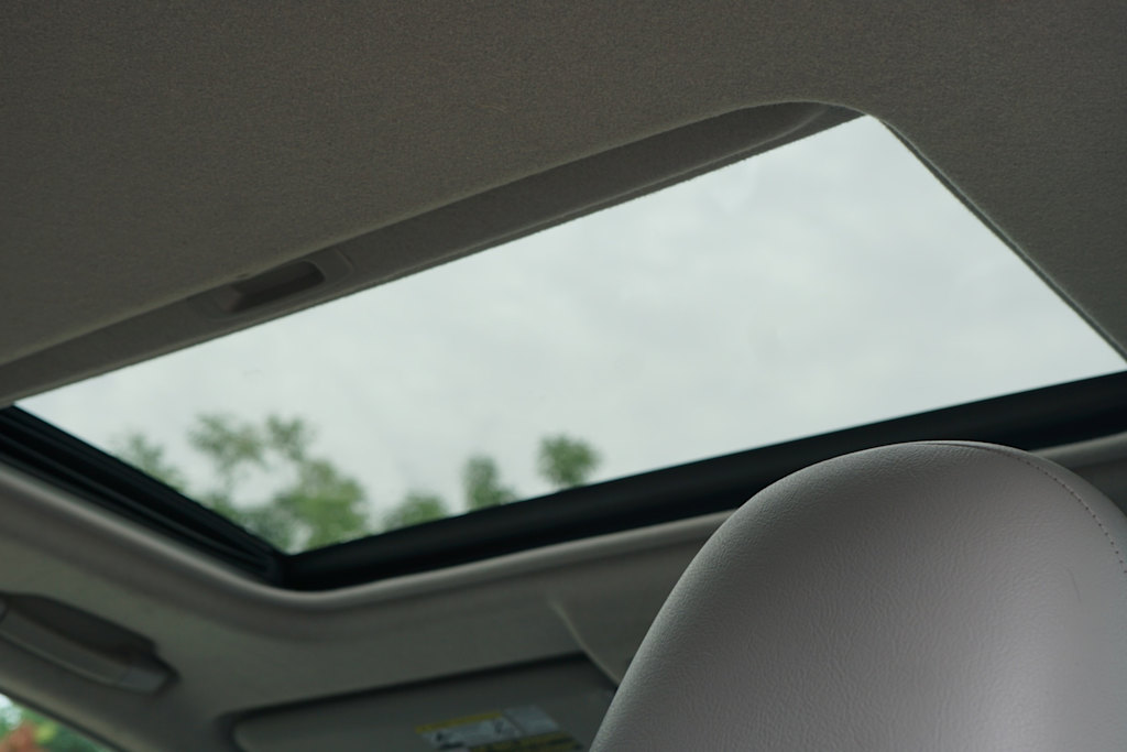 Thumbnail: 2013 Toyota Highlander - 29