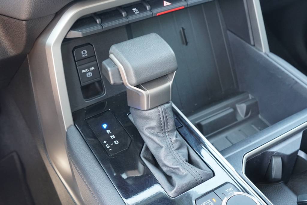 Thumbnail: 2022 Toyota Tundra - 13