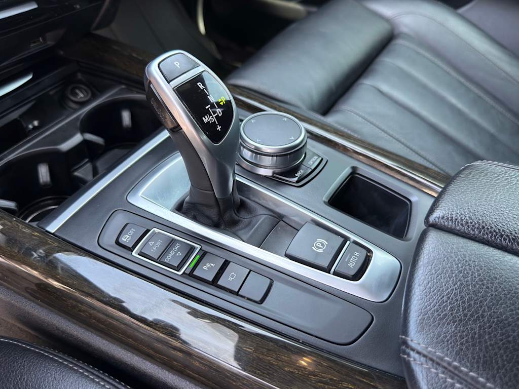 Thumbnail: 2018 BMW X5 - 16