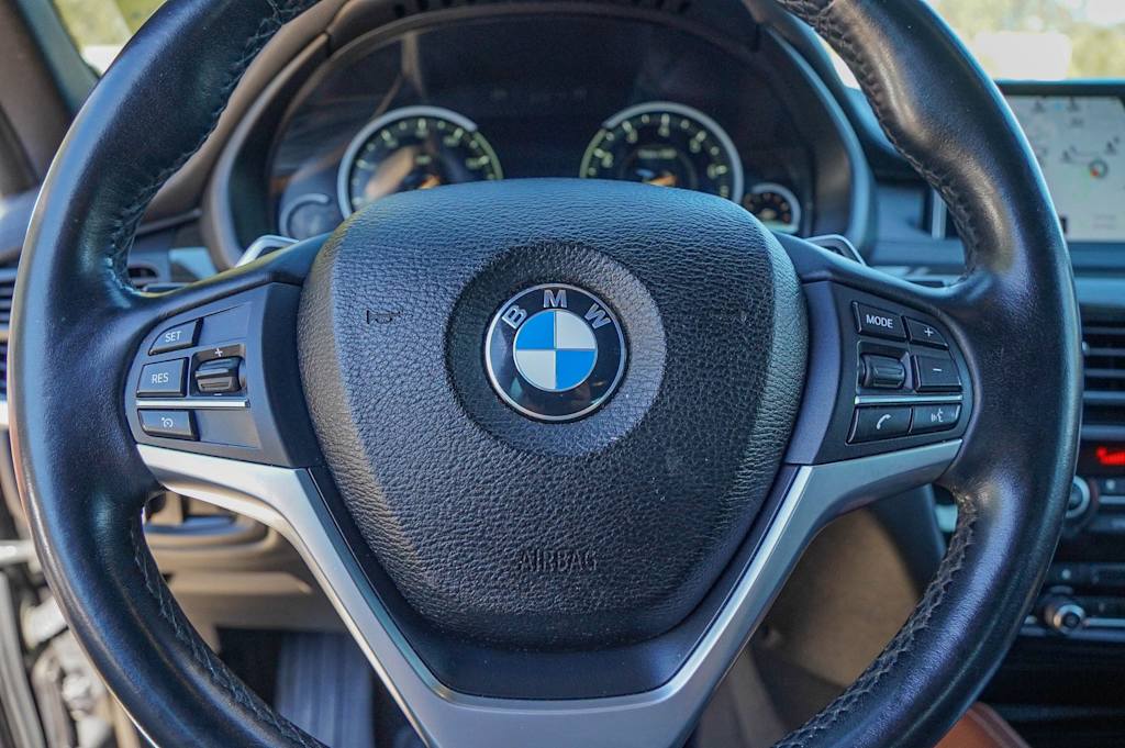 Thumbnail: 2019 BMW X6 - 19