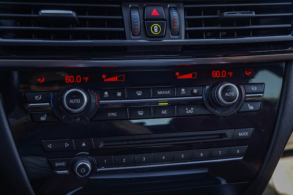 Thumbnail: 2019 BMW X6 - 23