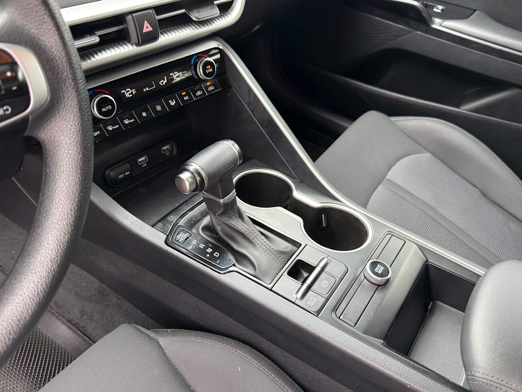 Thumbnail: 2022 Kia K5 - 15