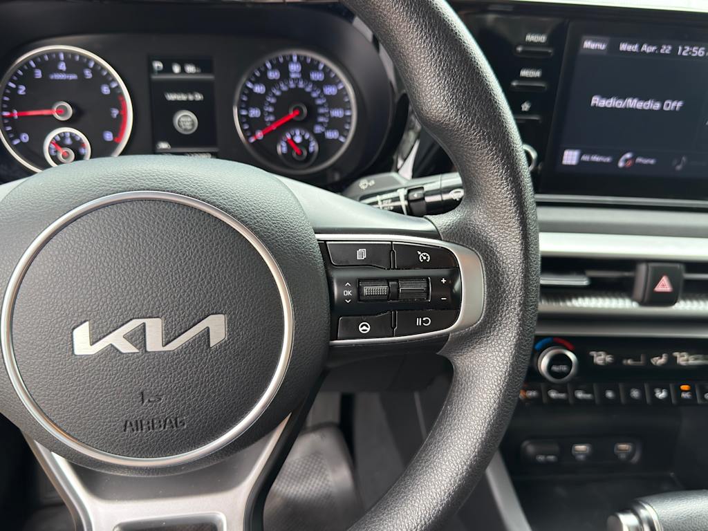 Thumbnail: 2022 Kia K5 - 19