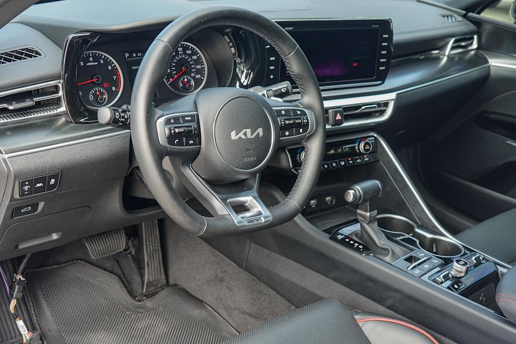 Thumbnail: 2023 Kia K5 - 2
