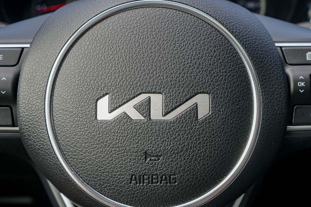 Thumbnail: 2023 Kia K5 - 5
