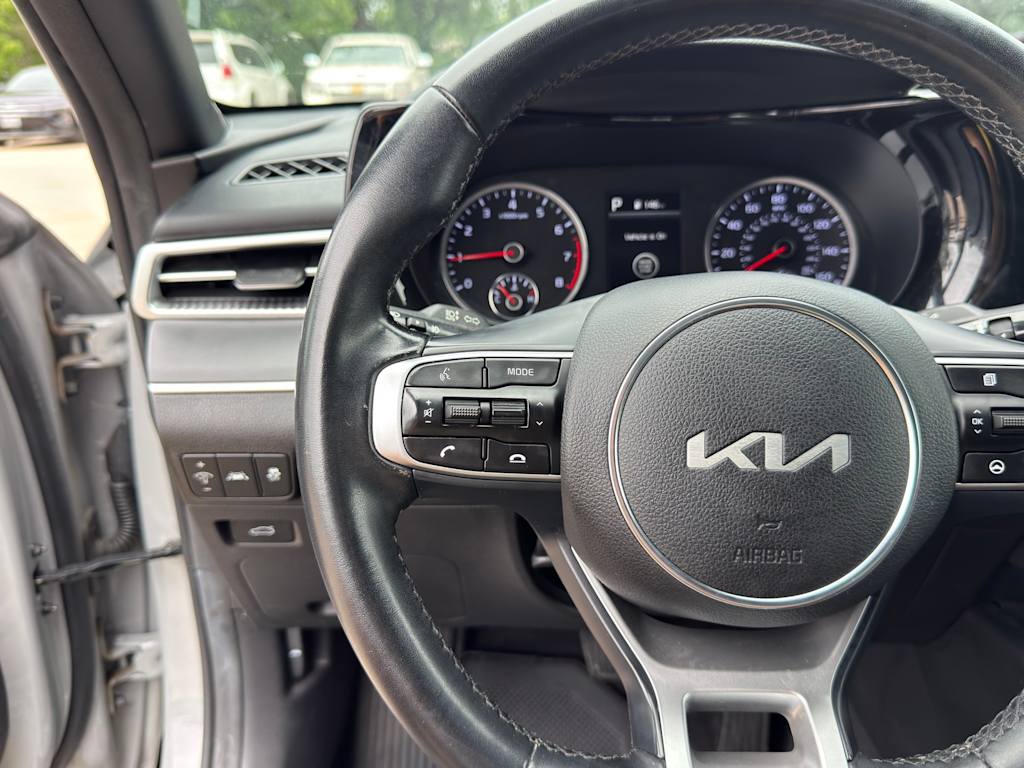 Thumbnail: 2024 Kia K5 - 14