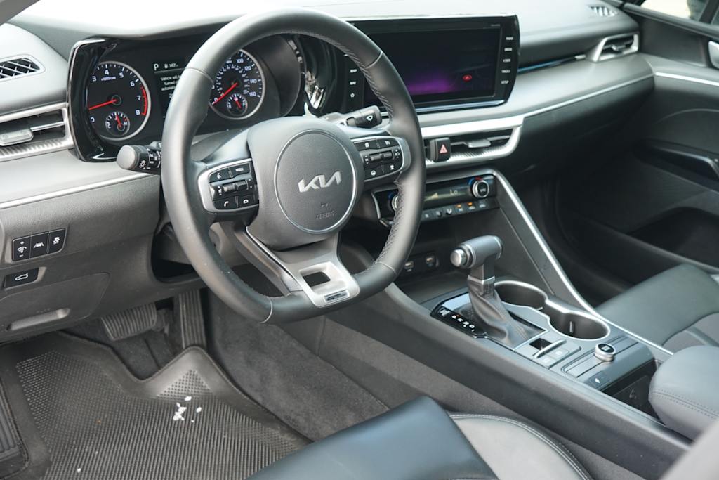 Thumbnail: 2023 Kia K5 - 2