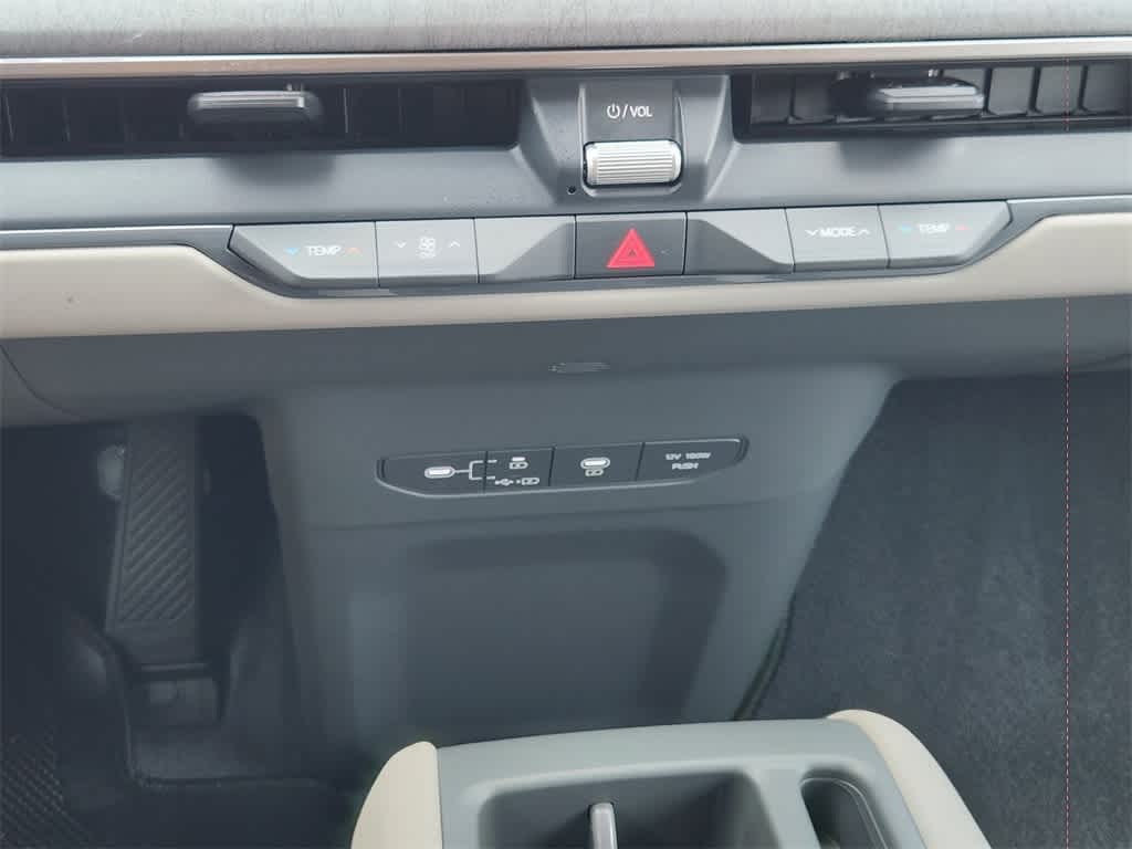 Thumbnail: 2025 Kia EV9 - 13