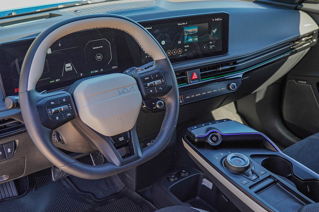 Thumbnail: 2025 Kia EV6 - 2