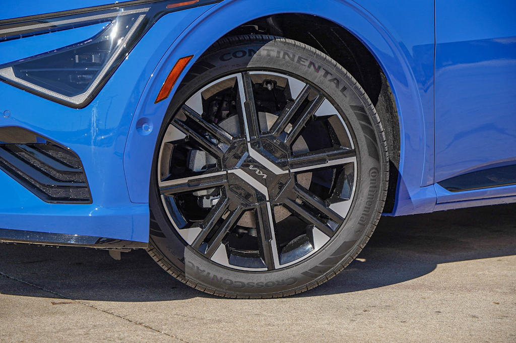 Thumbnail: 2025 Kia EV6 - 6