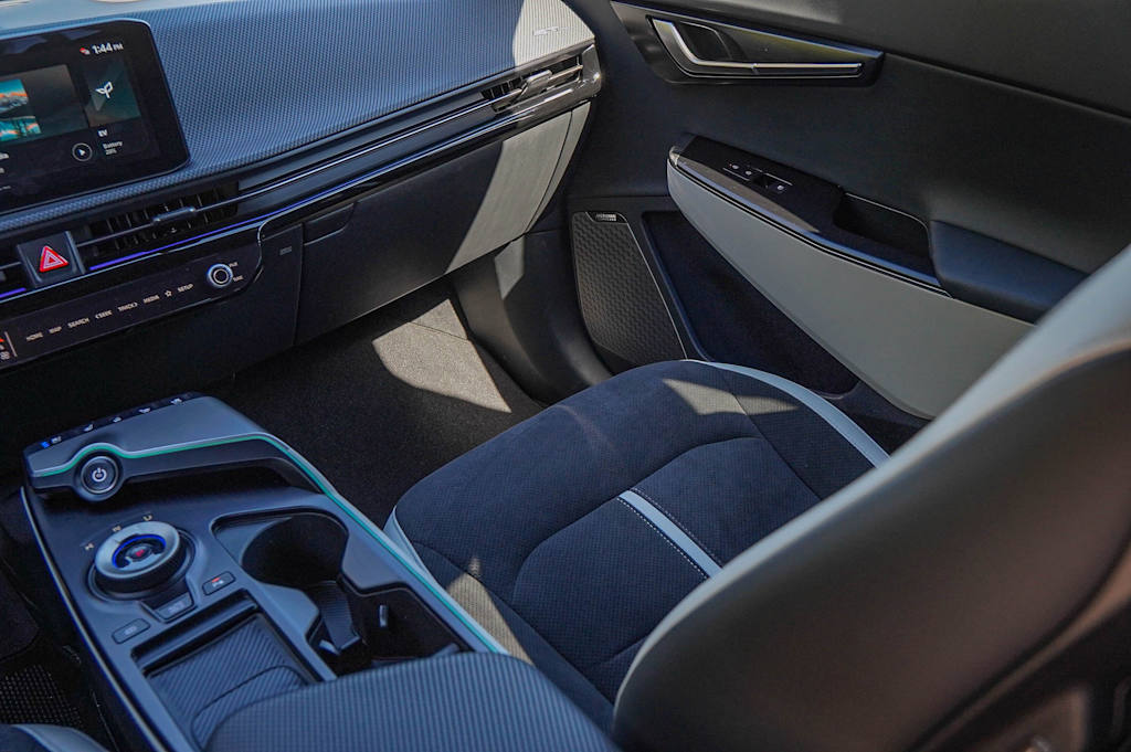 Thumbnail: 2025 Kia EV6 - 31