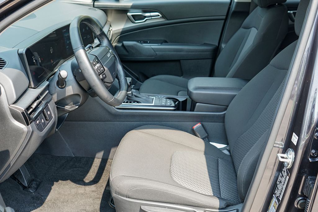 Thumbnail: 2026 Kia Sportage - 6
