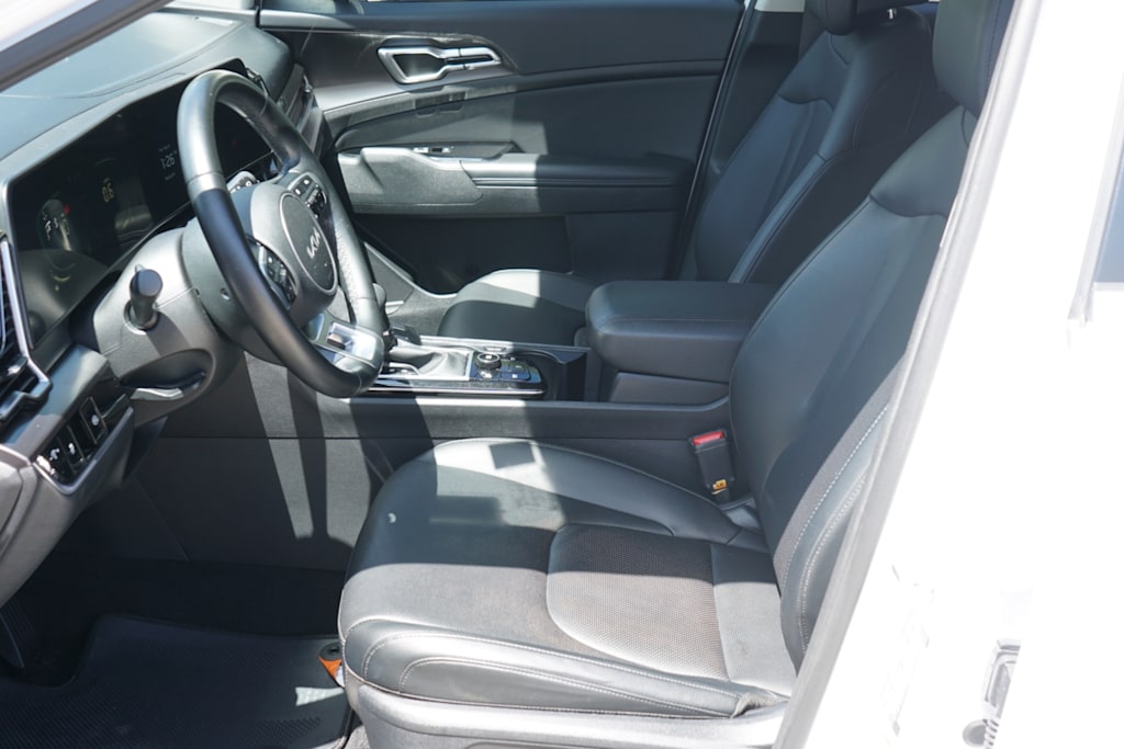 Thumbnail: 2023 Kia Sportage - 7