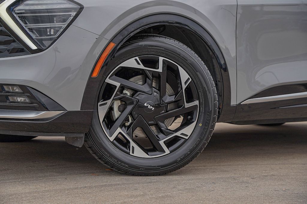 Thumbnail: 2023 Kia Sportage - 5