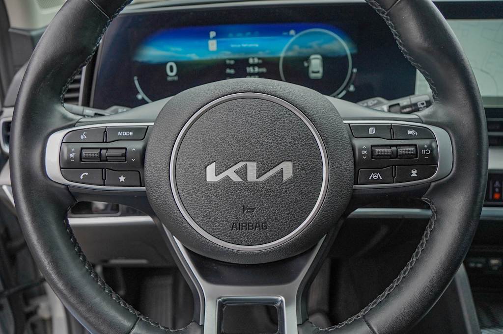 Thumbnail: 2023 Kia Sportage - 18