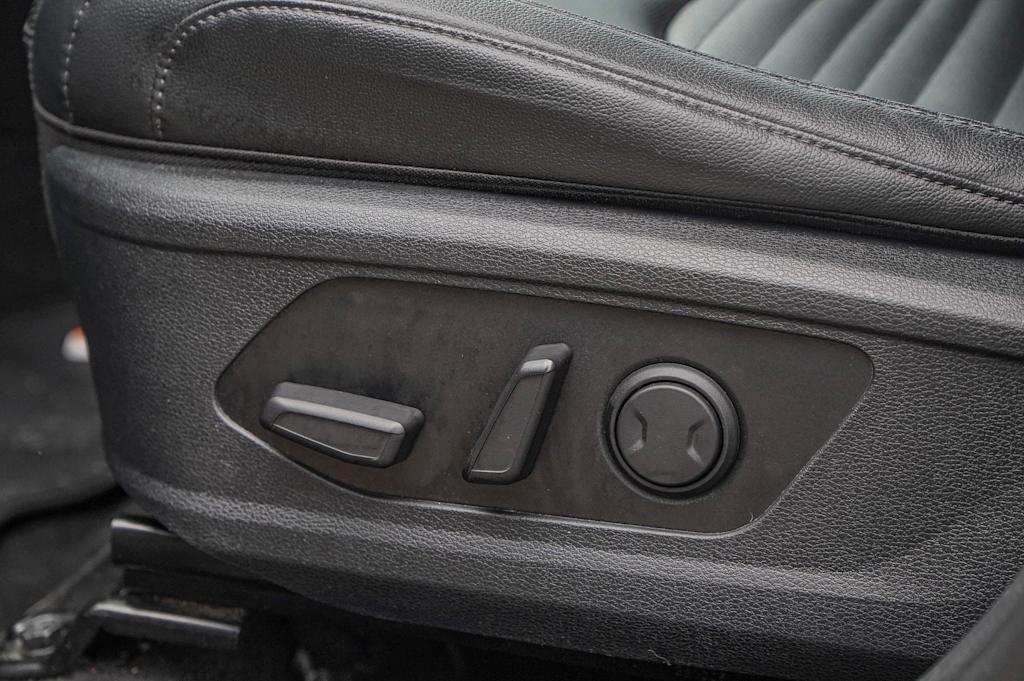 Thumbnail: 2023 Kia Sportage - 28