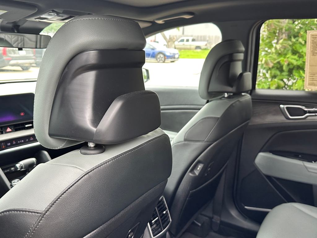 Thumbnail: 2023 Kia Sportage - 11