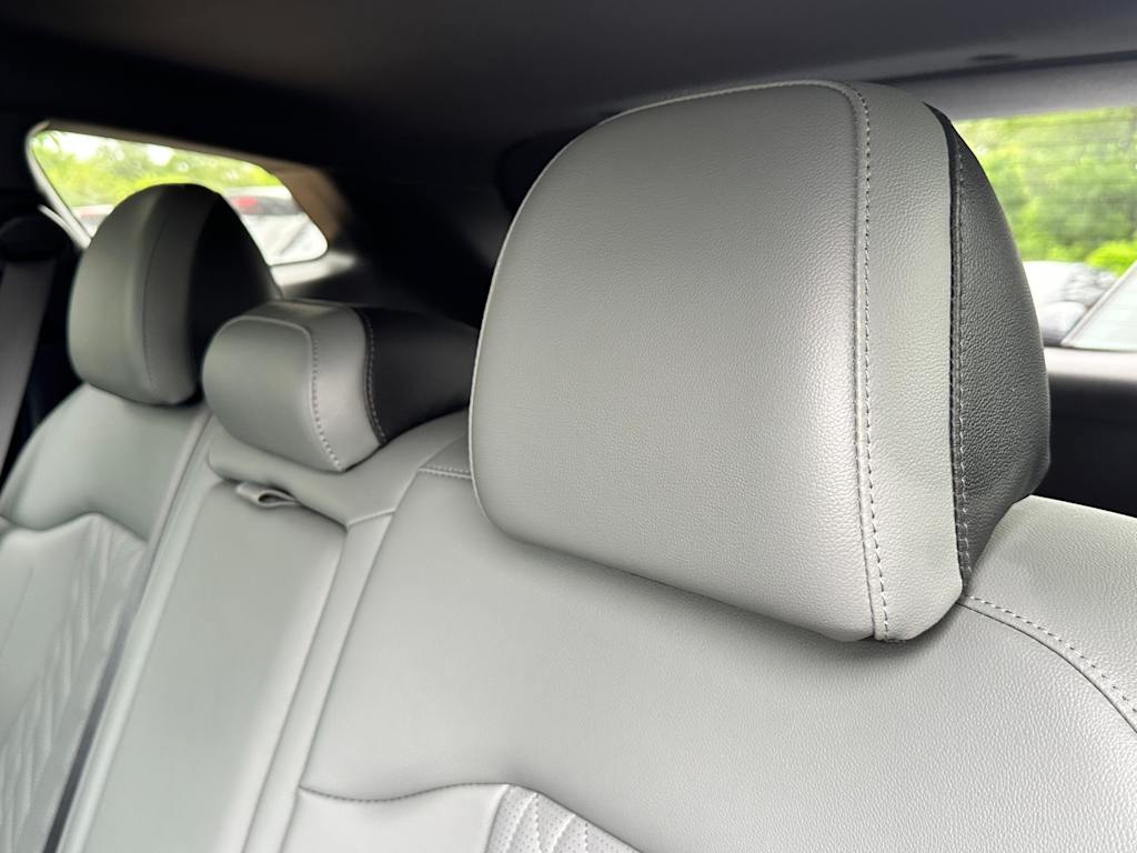 Thumbnail: 2023 Kia Sportage - 33