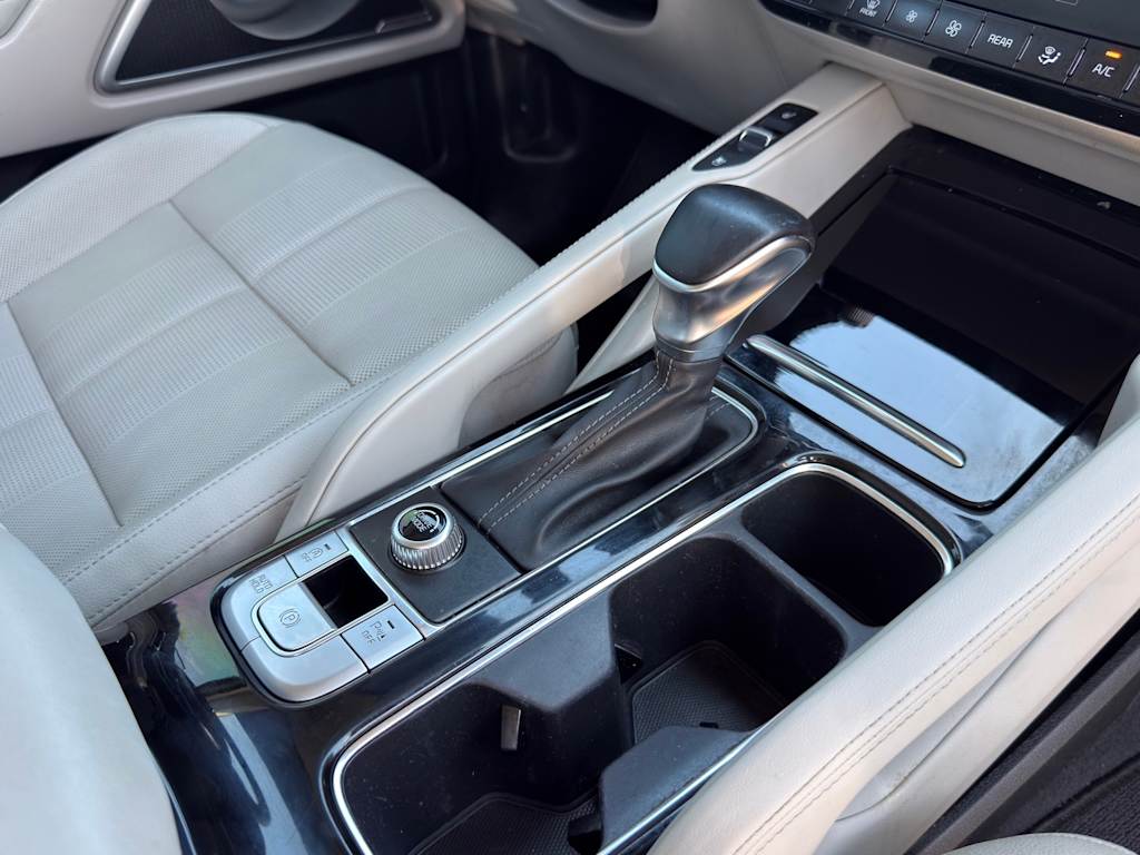 Thumbnail: 2022 Kia Telluride - 32