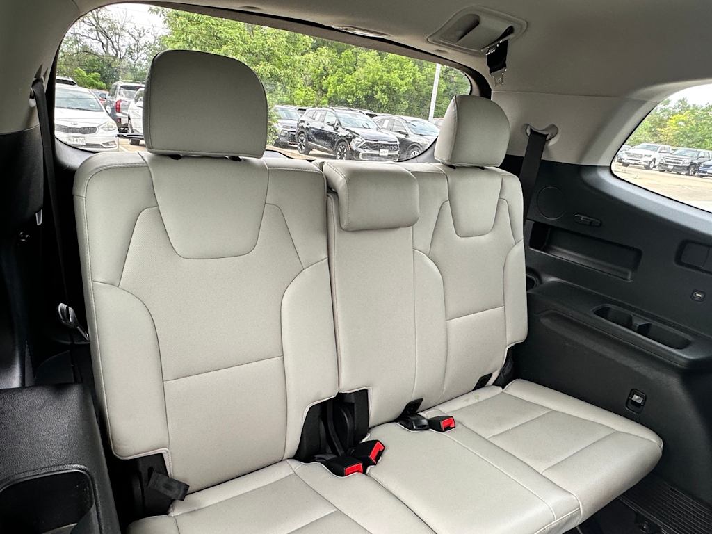 Thumbnail: 2020 Kia Telluride - 37