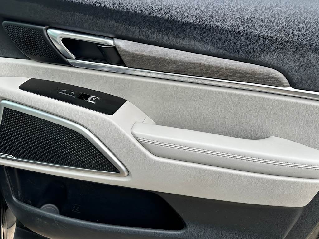 Thumbnail: 2020 Kia Telluride - 29