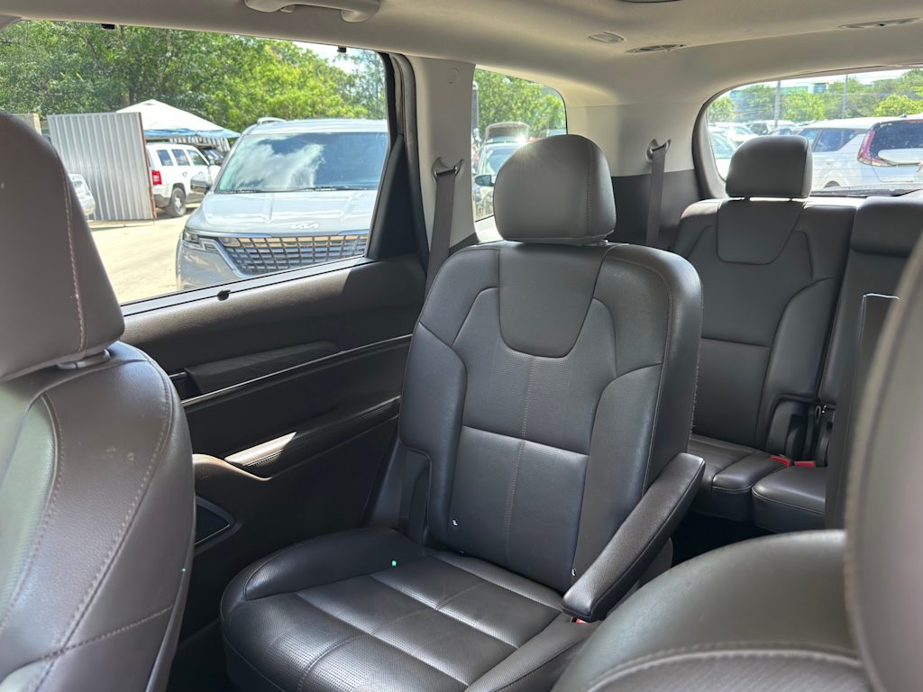Thumbnail: 2021 Kia Telluride - 11