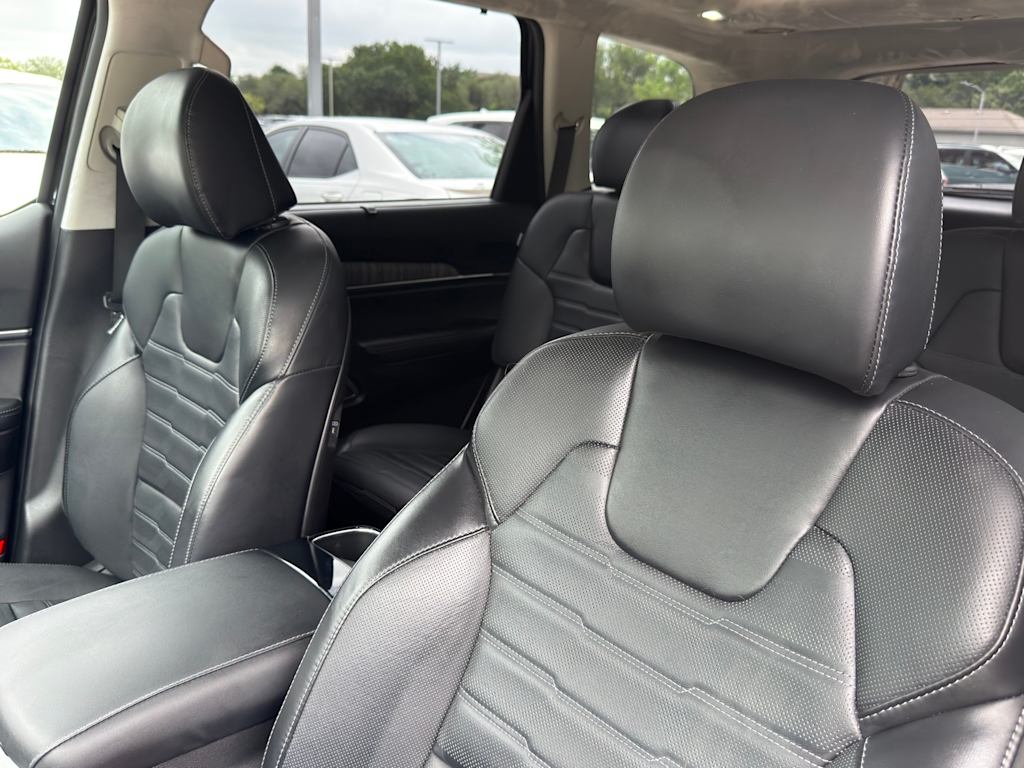 Thumbnail: 2023 Kia Telluride - 11