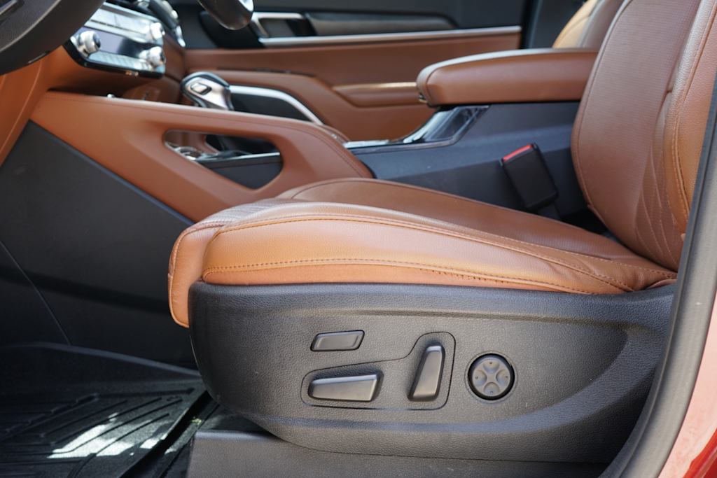 Thumbnail: 2023 Kia Telluride - 21
