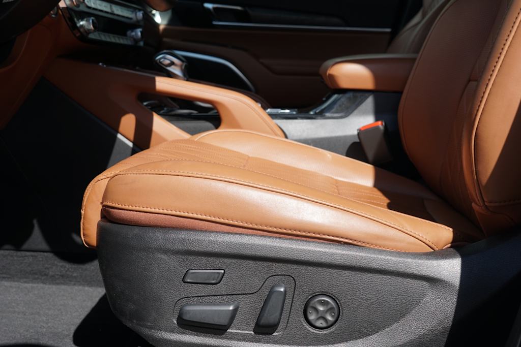 Thumbnail: 2023 Kia Telluride - 22