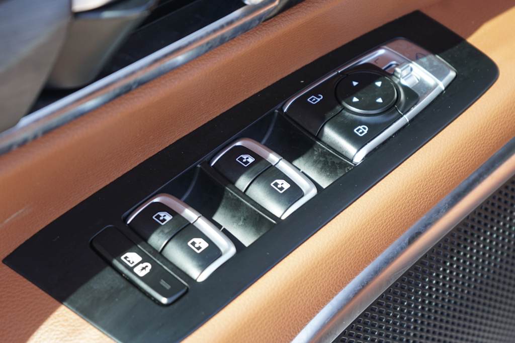 Thumbnail: 2023 Kia Telluride - 21