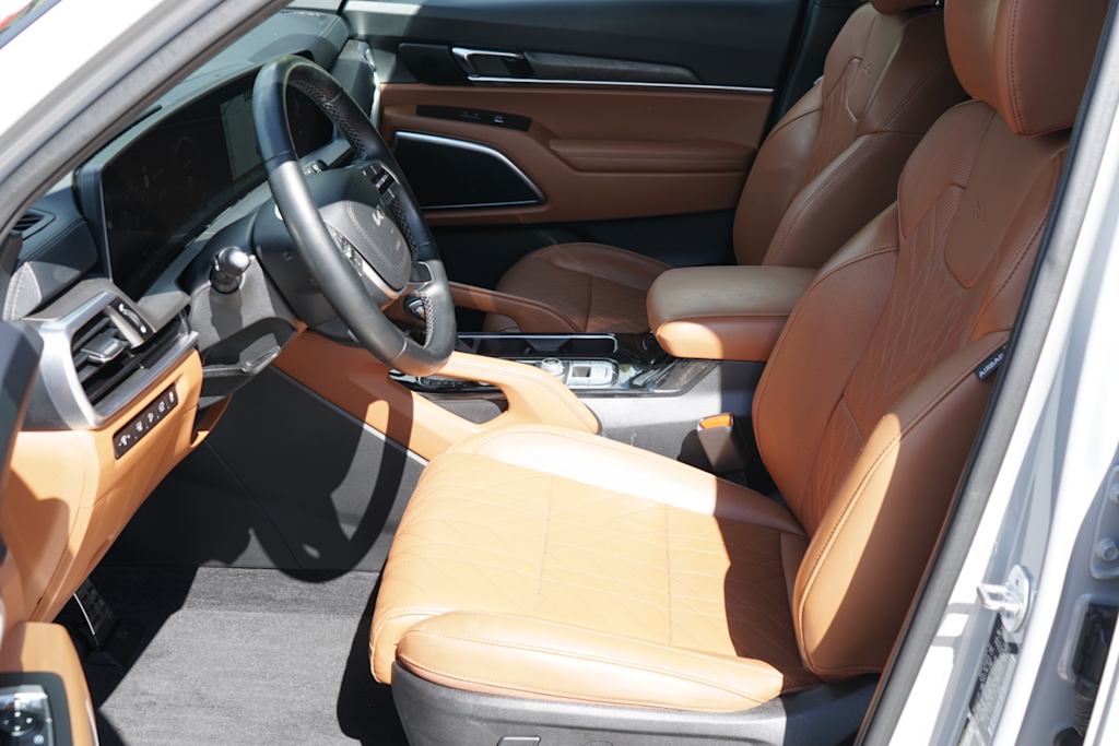 Thumbnail: 2023 Kia Telluride - 8