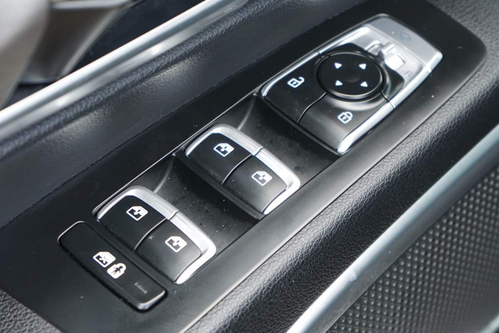 Thumbnail: 2024 Kia Telluride - 23