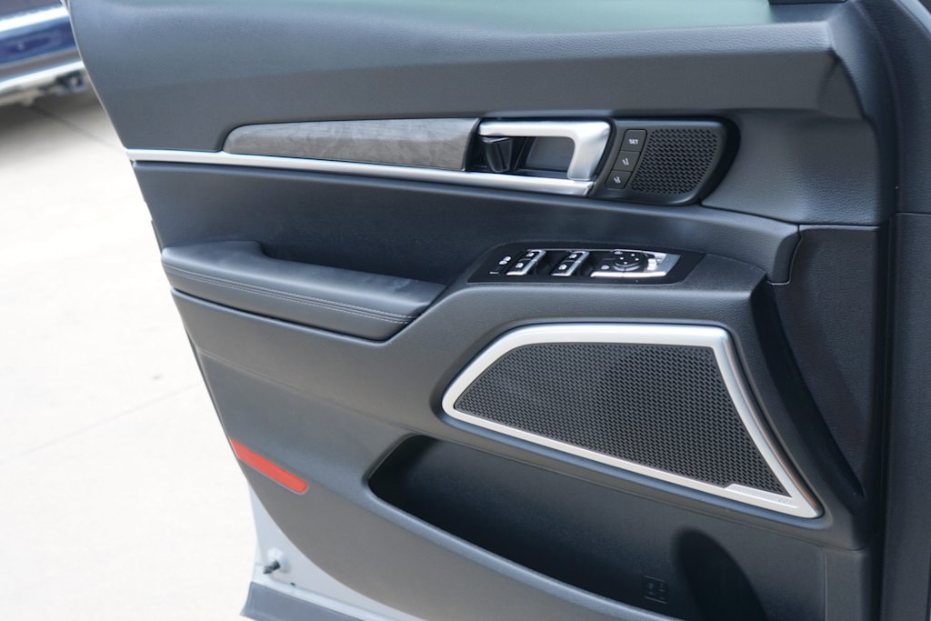 Thumbnail: 2024 Kia Telluride - 22