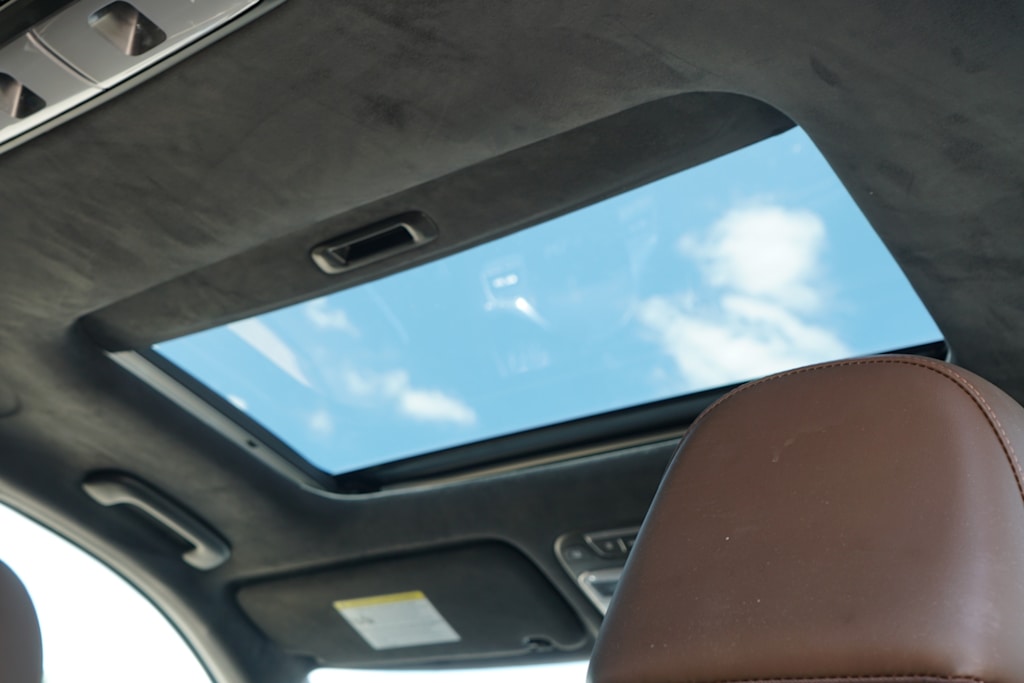 Thumbnail: 2022 Kia Telluride - 30