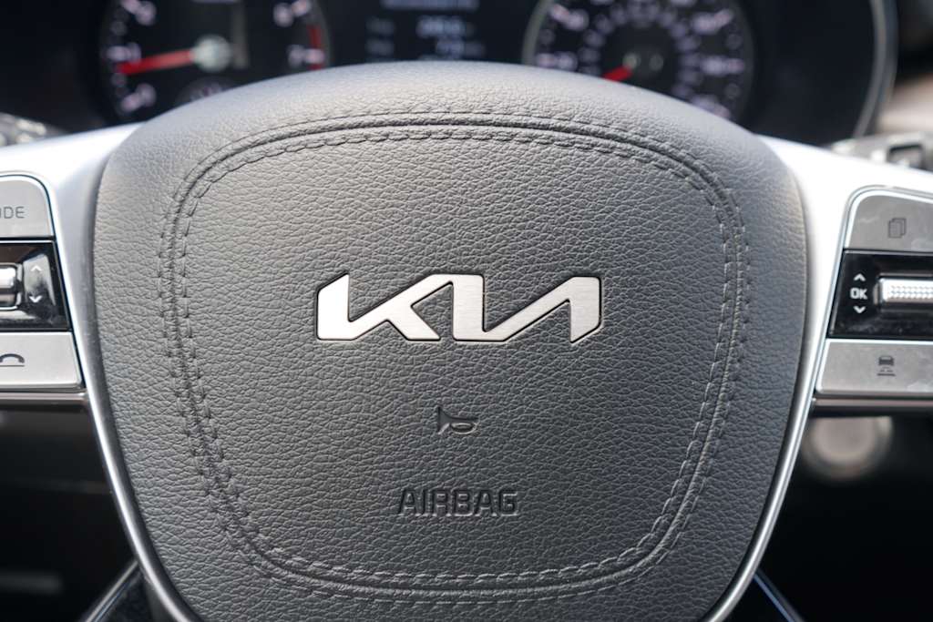 Thumbnail: 2022 Kia Telluride - 19