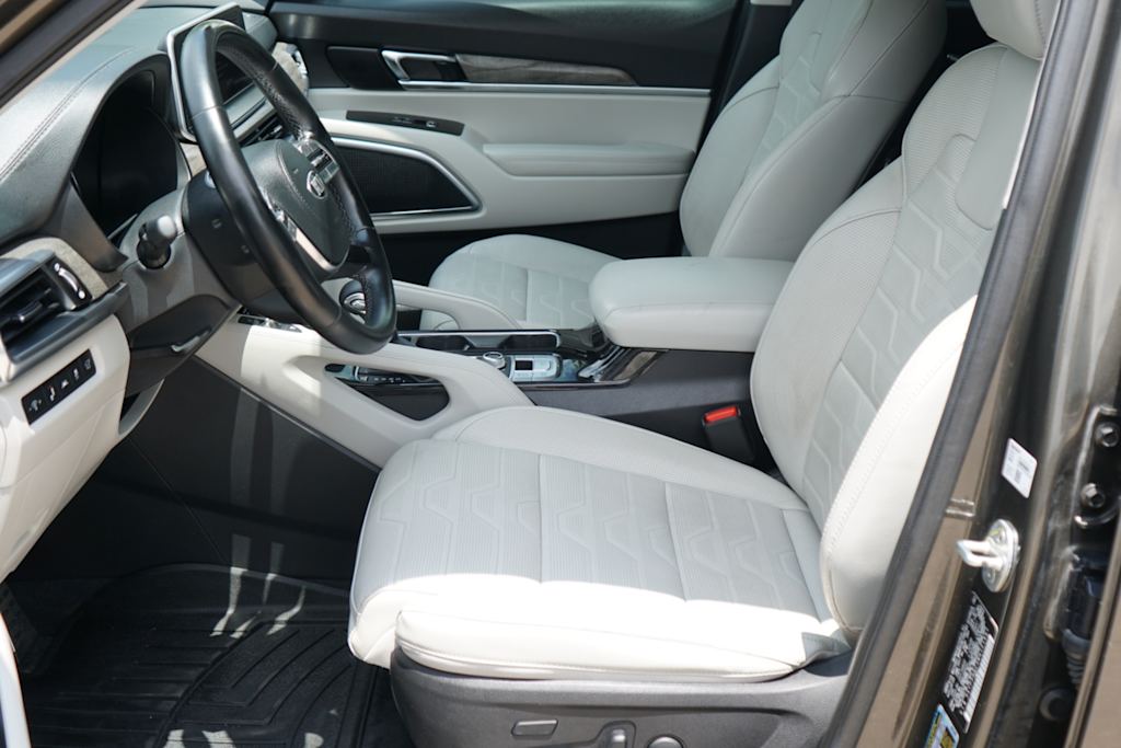 Thumbnail: 2021 Kia Telluride - 7