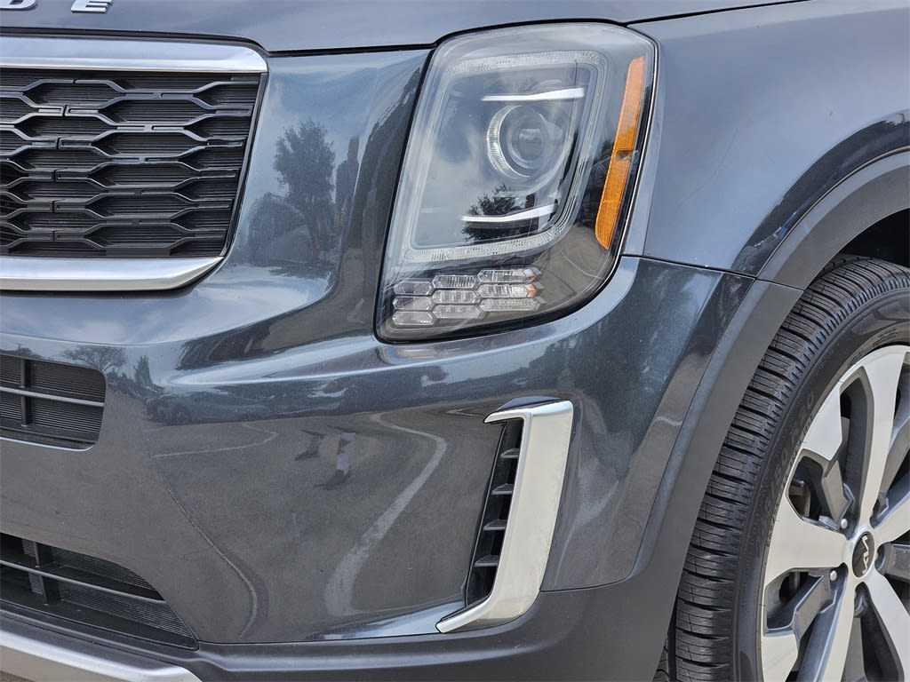 2022 Kia Telluride S 20