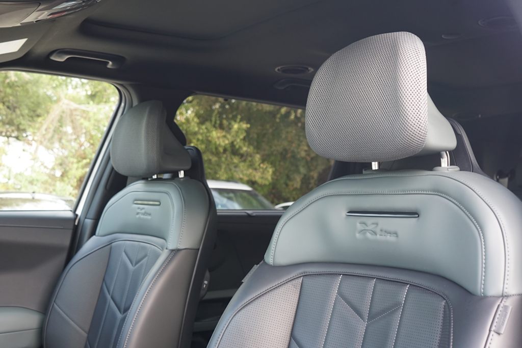 Thumbnail: 2027 Kia Telluride - 8