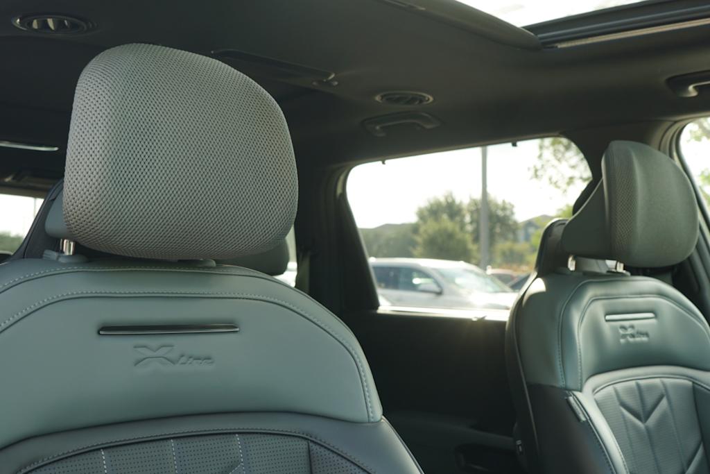Thumbnail: 2027 Kia Telluride - 24